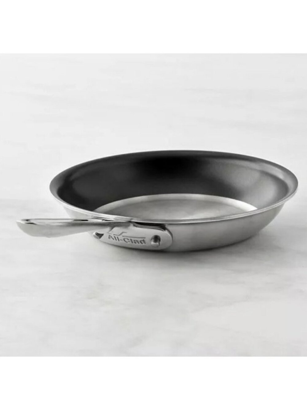 All-Clad  d5 Hybrid 8-inch Stainless Steel 5-Ply Bonded Dishwasher Safe Fry-Pan